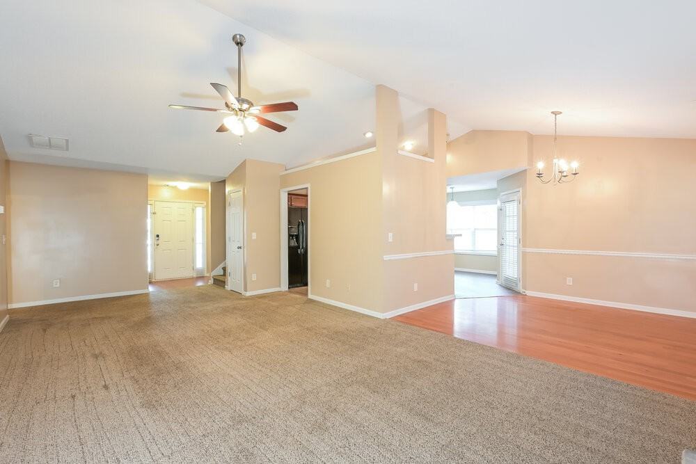 3733 Plymouth Rock Dr - Photo 5 of 17