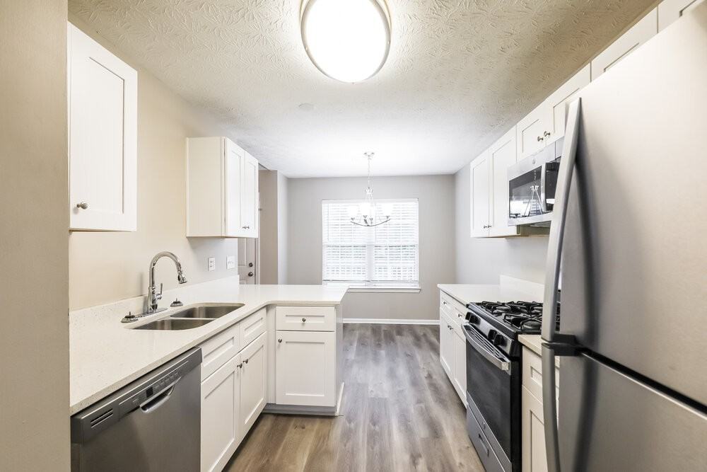 9046 Jenni Cir - Photo 6 of 17