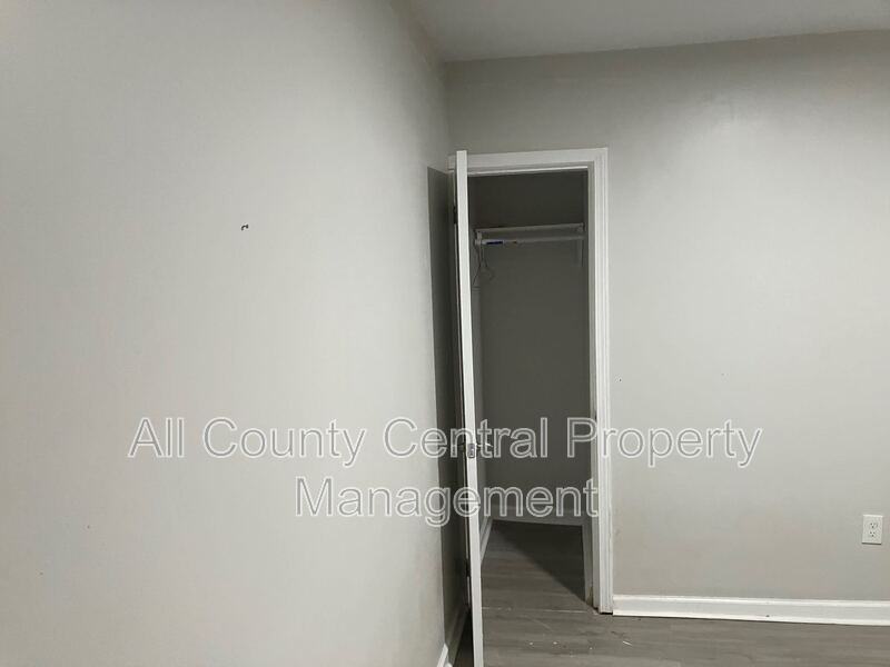 3115 Parkwood Road - Photo 5 of 12