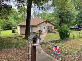 3115 Parkwood Rd - Photo 1 of 1