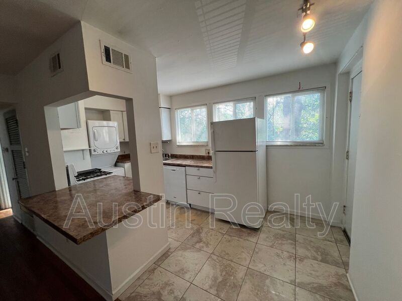 7628 Dale Ave #A - Photo 2 of 7