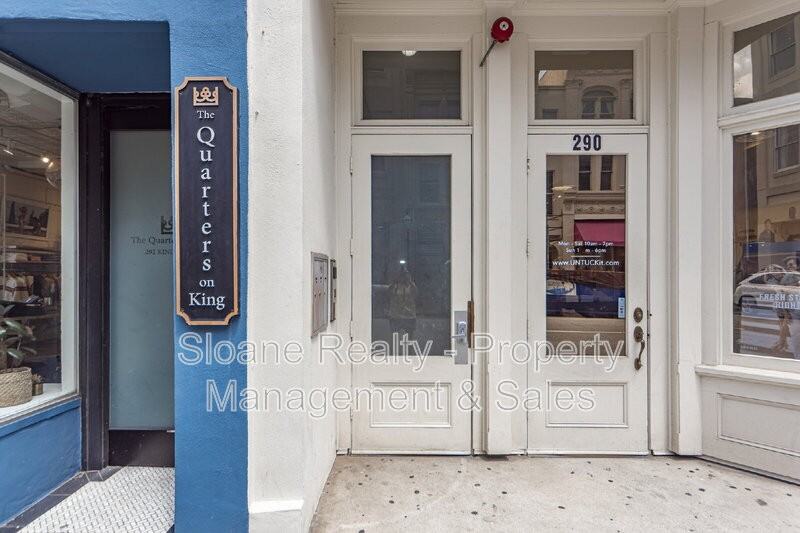 290 King St Apt A - Photo 2 of 31