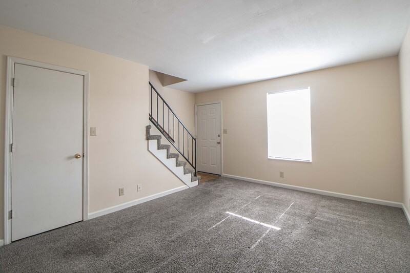 371 Peabody Dr #3 - Photo 5 of 23