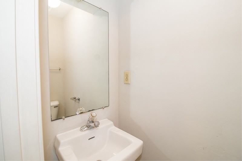 371 Peabody Dr #2 - Photo 3 of 16