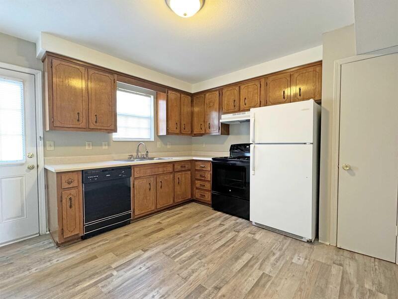 371 Peabody Dr #2 - Photo 4 of 16