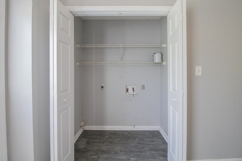 571 Garnet Dr #NA - Photo 7 of 17