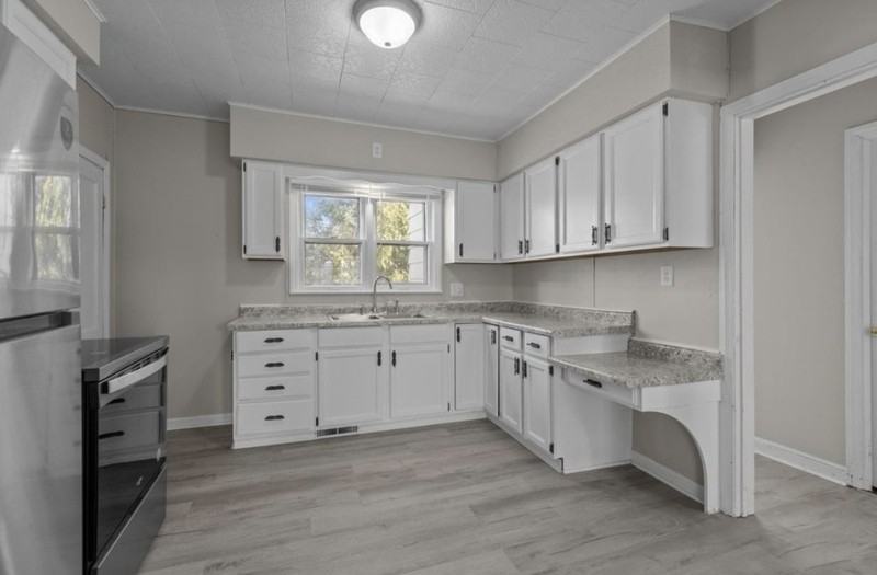 97 Hamilton Pl - Photo 4 of 24