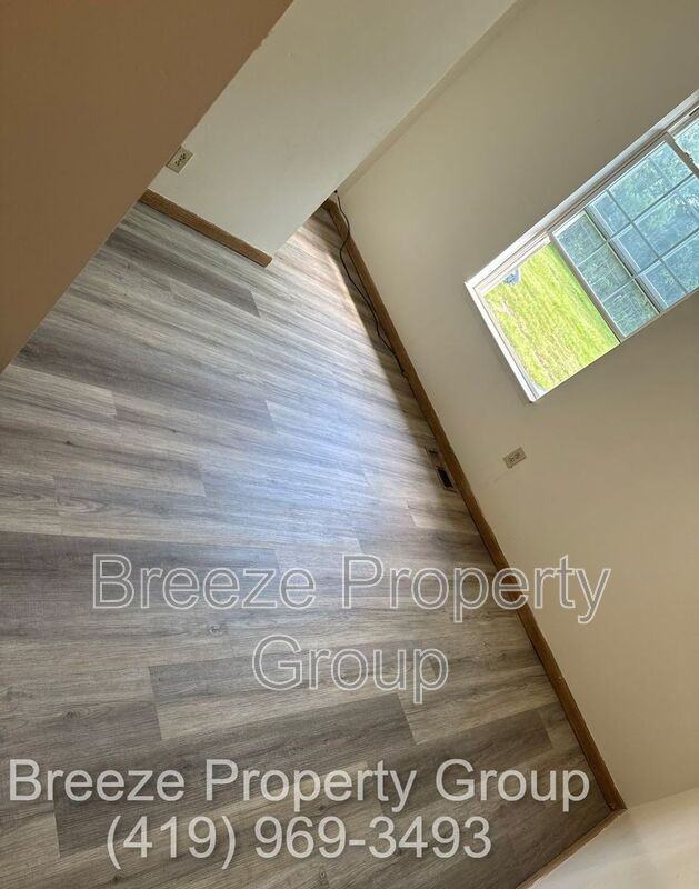 54 Chicago Ave - Photo 3 of 8