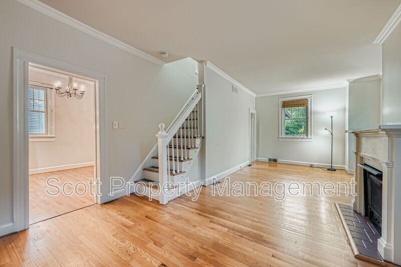 6508 Banbury Rd - Photo 2 of 24