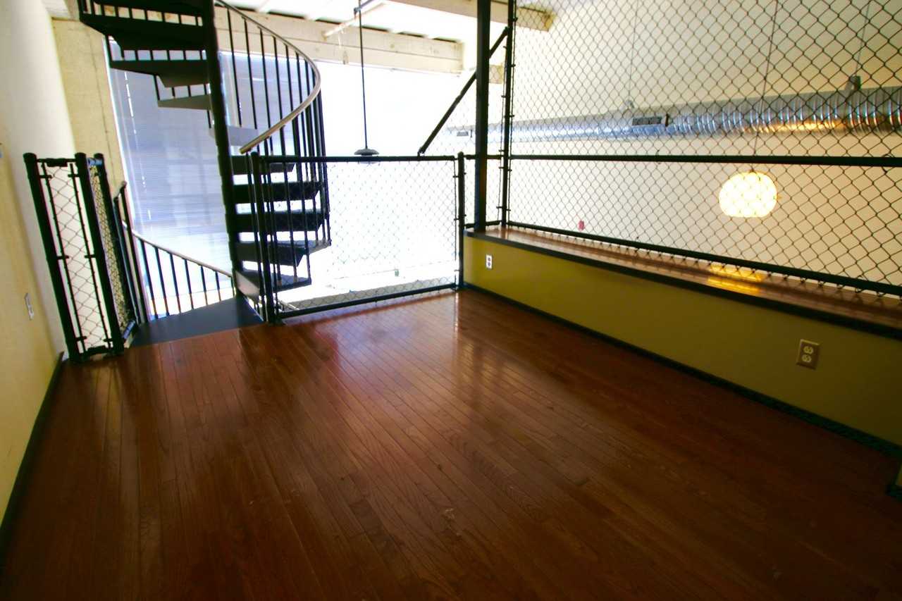 360 Stockton St - Photo 6 of 7