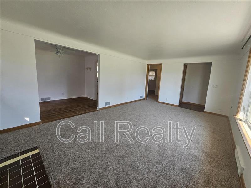 2338 W Walton Ave - Photo 5 of 22