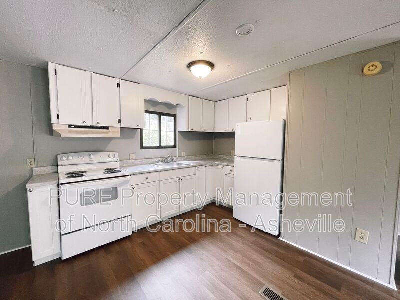 21 Little Rock Rd - Photo 5 of 15