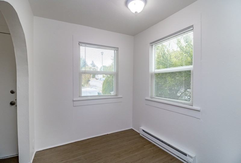 14402 56th Ave S #B - Photo 6 of 26