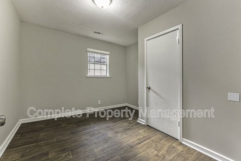 3729 Maple Ave Sw - Photo 6 of 10