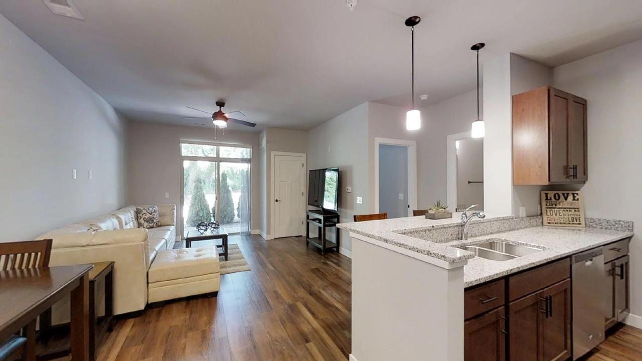 Jefferson Crossing - Photo 2 of 36