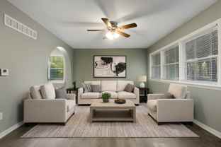 518 Nw Frances Dr - Photo 1 of 1
