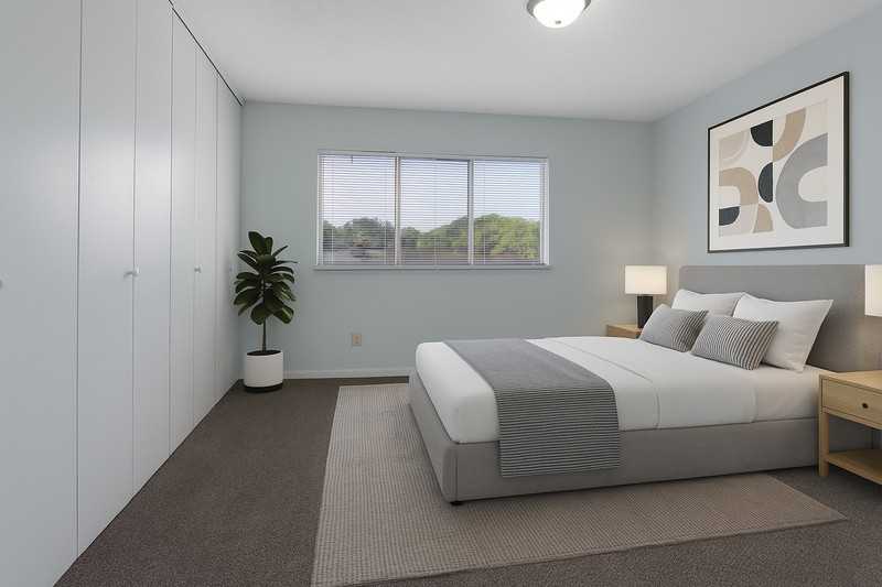 425 W 87th Pl - Photo 2 of 19