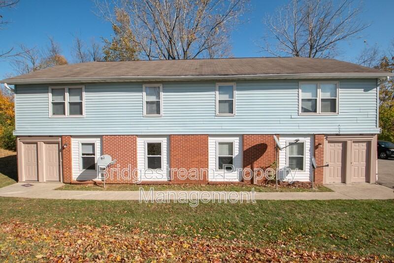 1415 Forest Ln - Photo 2 of 16
