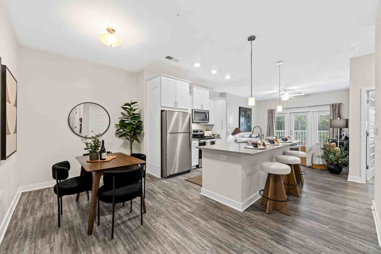 The Wentworth - Photo 4 of 50