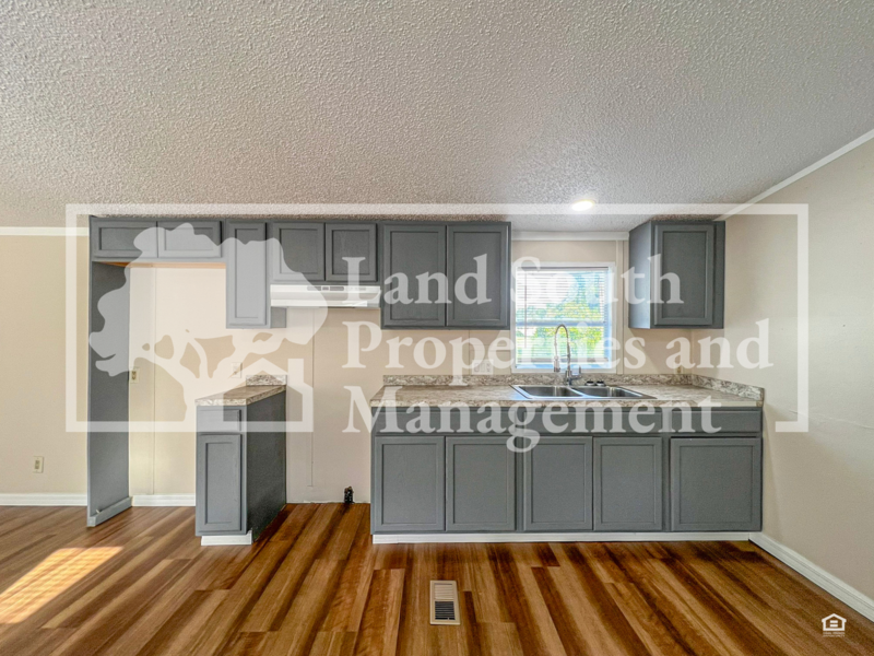 10131 Steven Dr - Photo 5 of 20