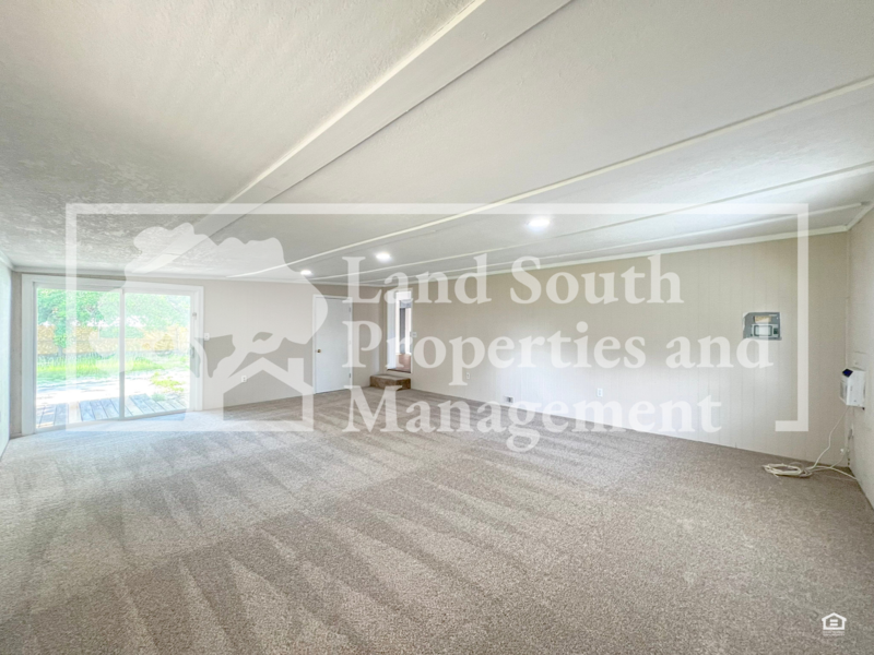 10131 Steven Dr - Photo 7 of 20