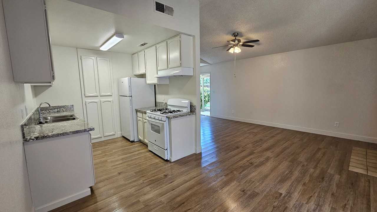 Boulder Springs Apartments - Photo 4 of 50