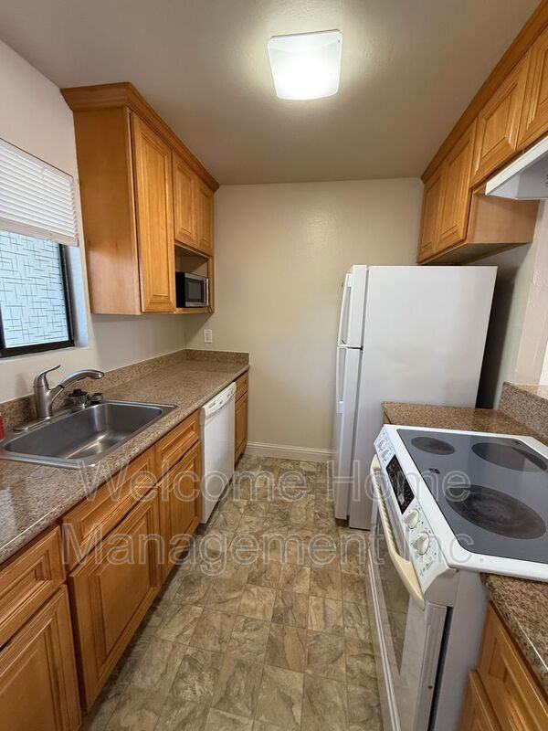 1611 Alvarado Ave #4 - Photo 4 of 16