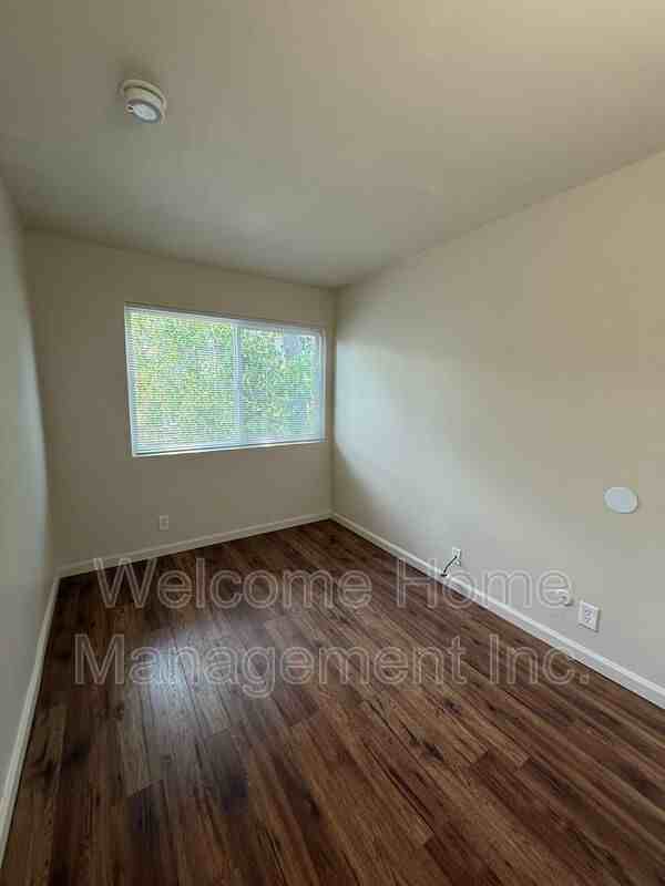 1611 Alvarado Ave #4 - Photo 6 of 16