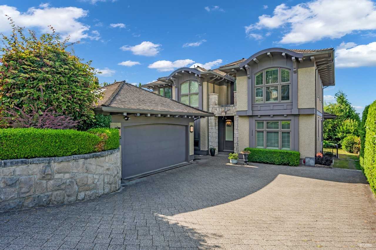 2316 Lawson Avenue - Photo 2 of 22