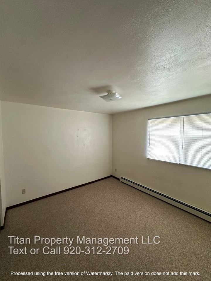 508 East Burdick Street - Photo 3 of 7