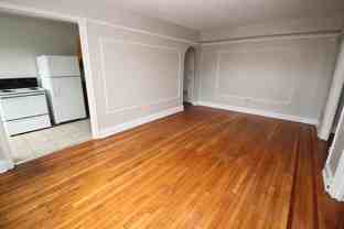 CENTRE COURT -- 158 - Photo 1 of 1