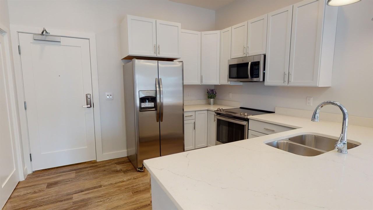 231 Washington - Photo 4 of 46