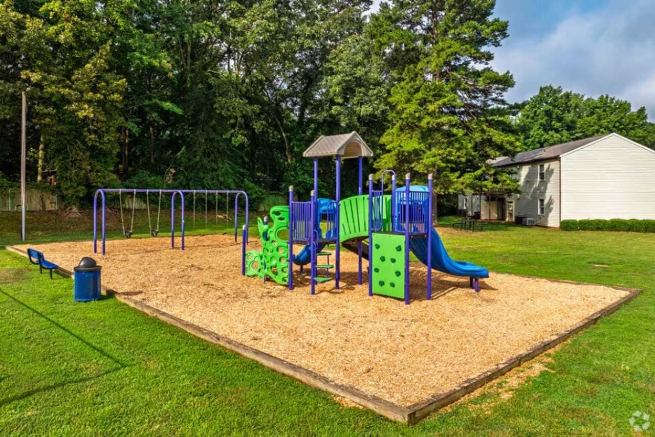 Fairview Lex Acquisition, LLC. - Photo 7 of 33