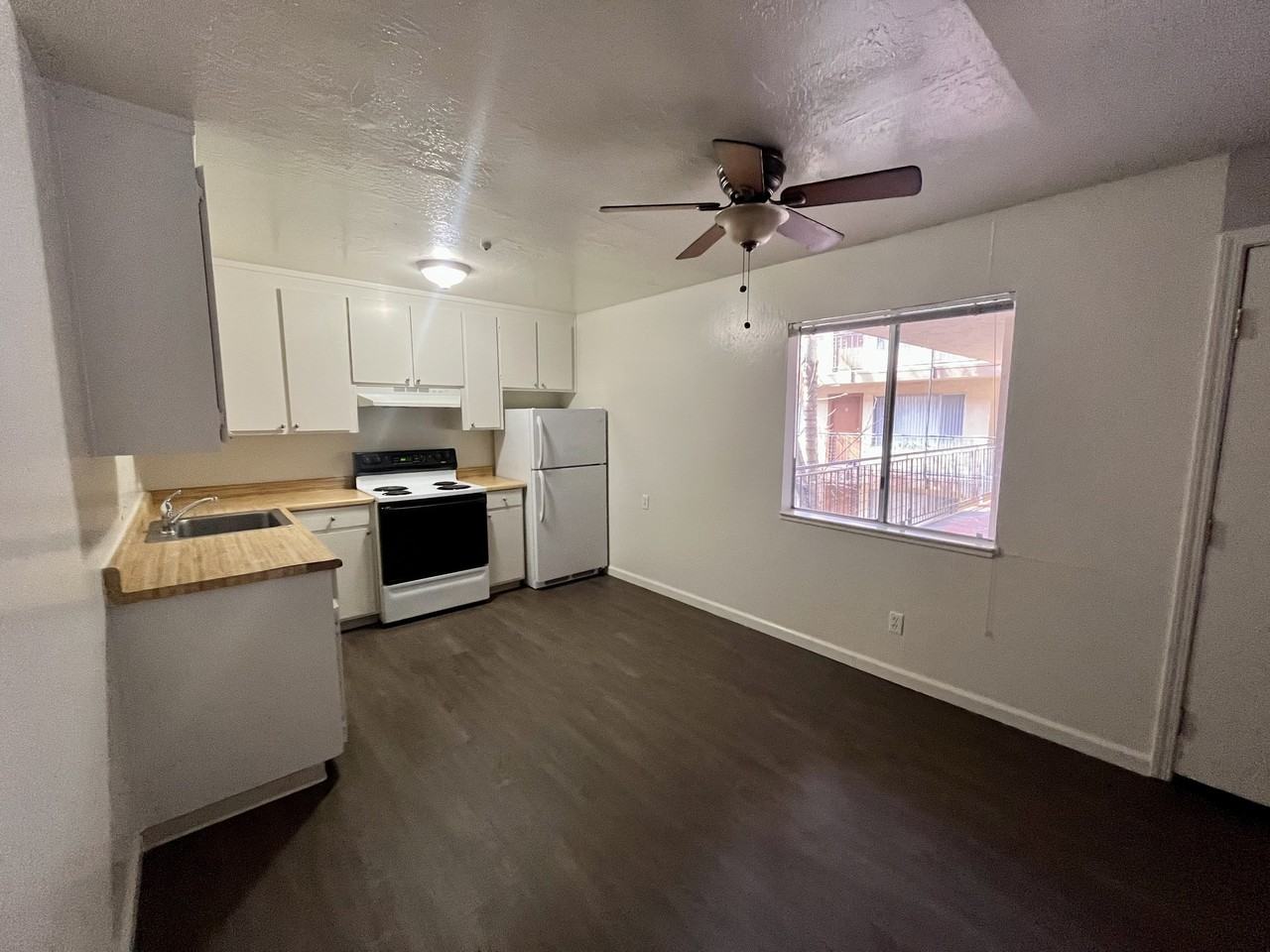 Alpine Apartments - Photo 5 of 14