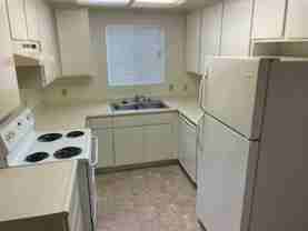 Russell Court Apartments - Photo 1 of 1