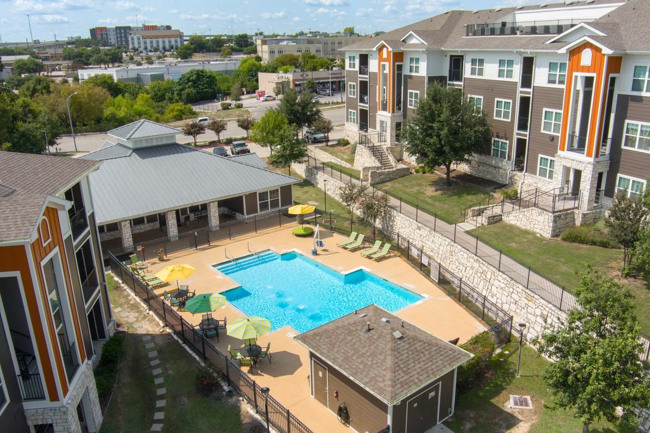 Paddock at Norwood - Photo 2 of 26