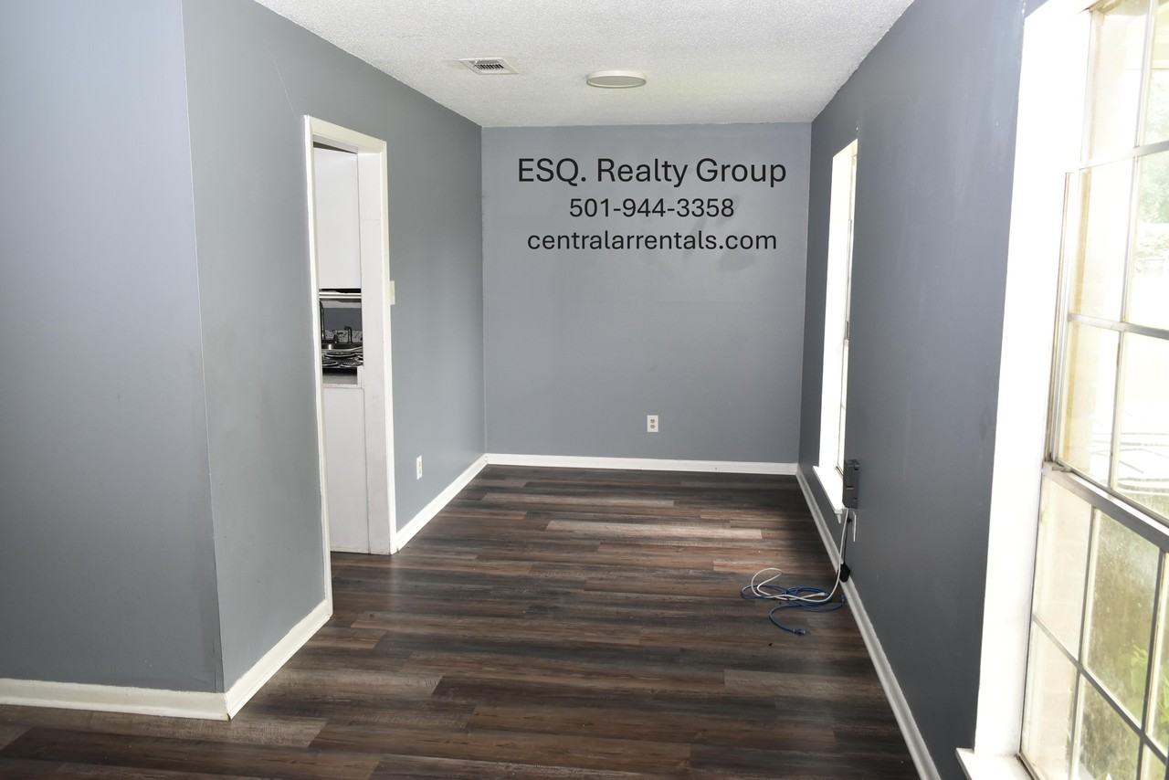 210 Overland Trail - Photo 2 of 11