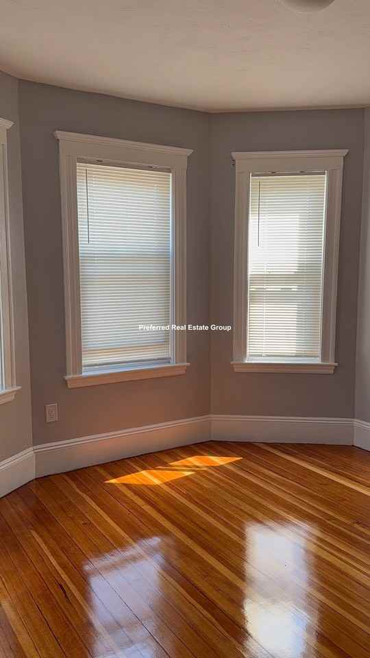 52 Stonehurst St #3 - Photo 7 of 15