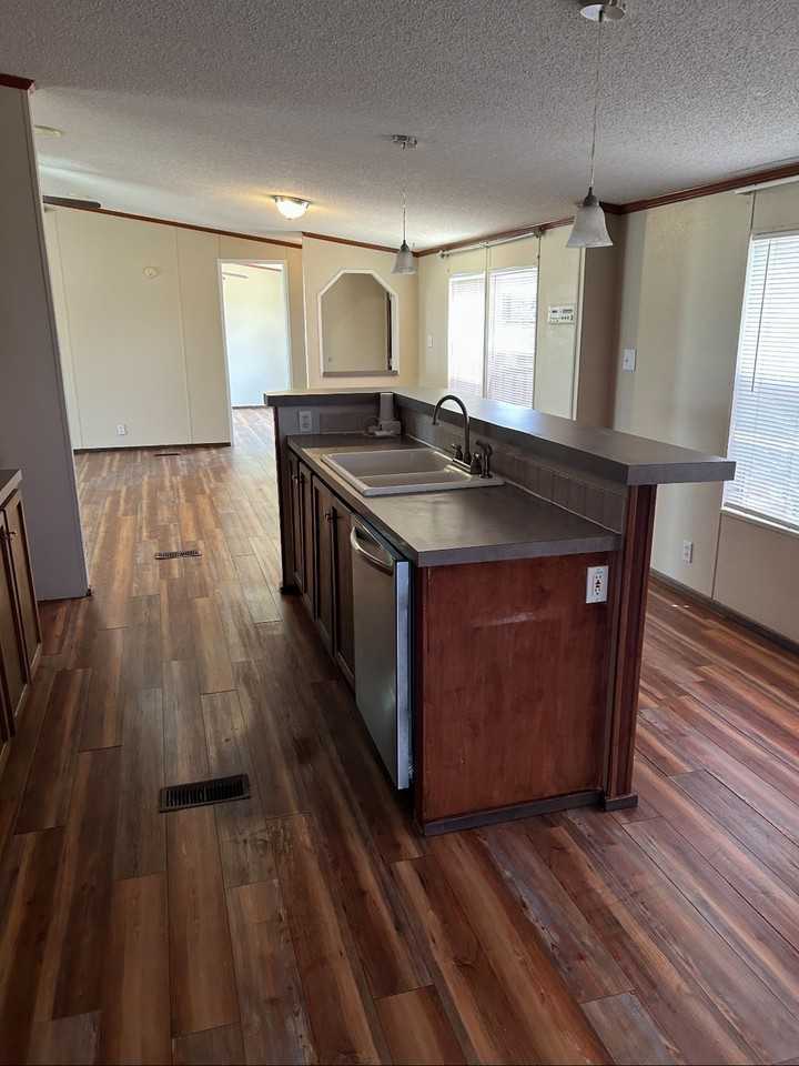 9498 Douglas Cir #1 - Photo 3 of 5