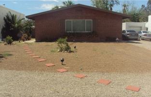 featured image of 1418 E Spring St