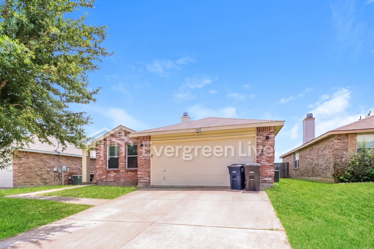 3909 German Pointer Way - Photo 3 of 21