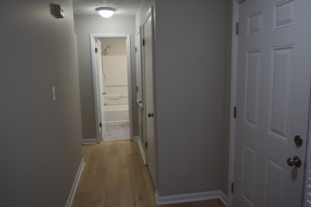 668 Bartons Landing Pl #4 - Photo 3 of 38