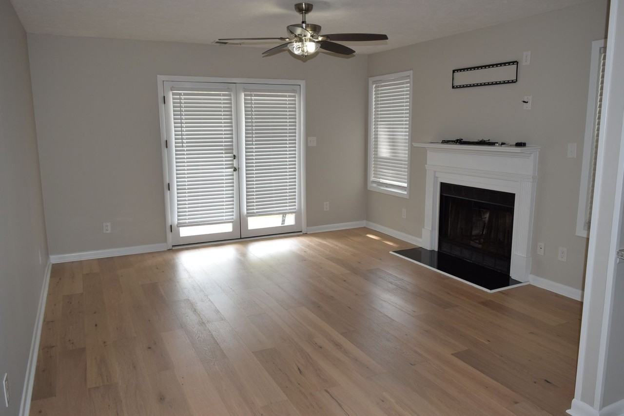 668 Bartons Landing Pl #4 - Photo 4 of 38