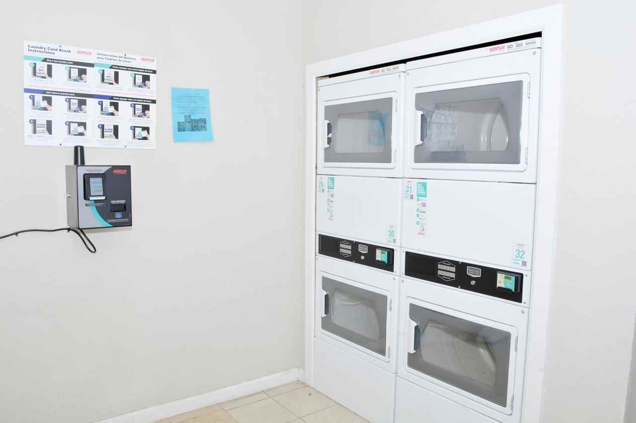 Spanish Meadows Apartments - Photo 6 of 8