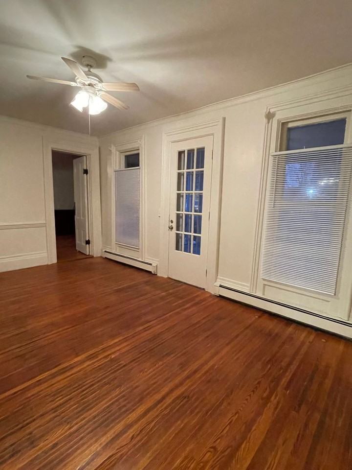203 S 6th St #1 - Photo 2 of 13