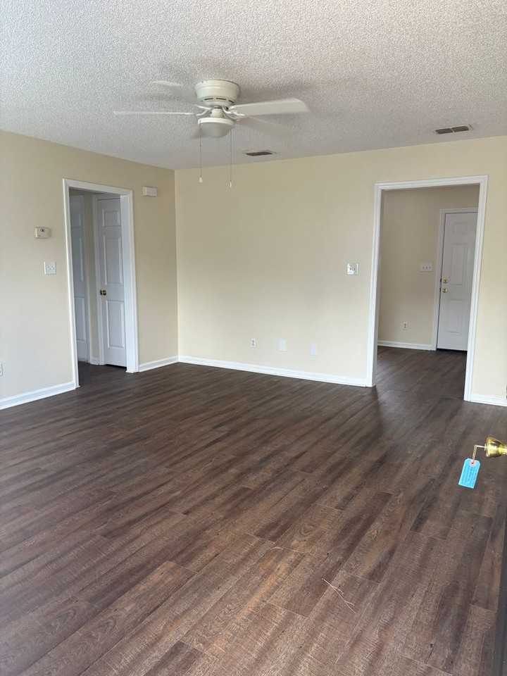 116 Dru Ct - Photo 3 of 12