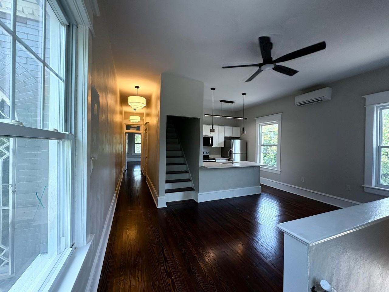 The Everly - Photo 6 of 50