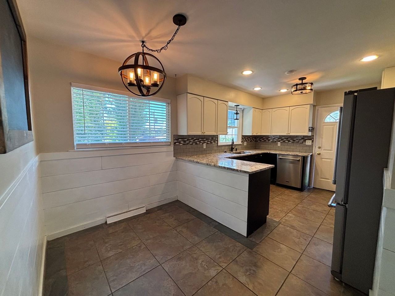 249 Thurston Avenue - Photo 3 of 25