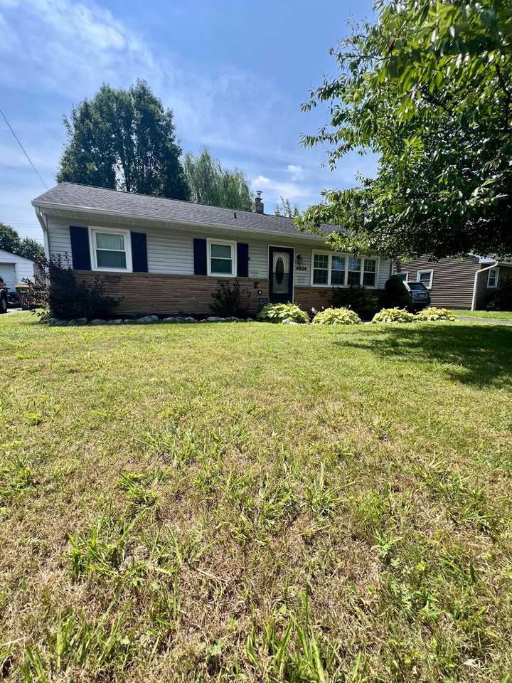 4604 David Dr - Photo 3 of 35