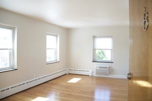 featured image of 1015 Warwick Ave